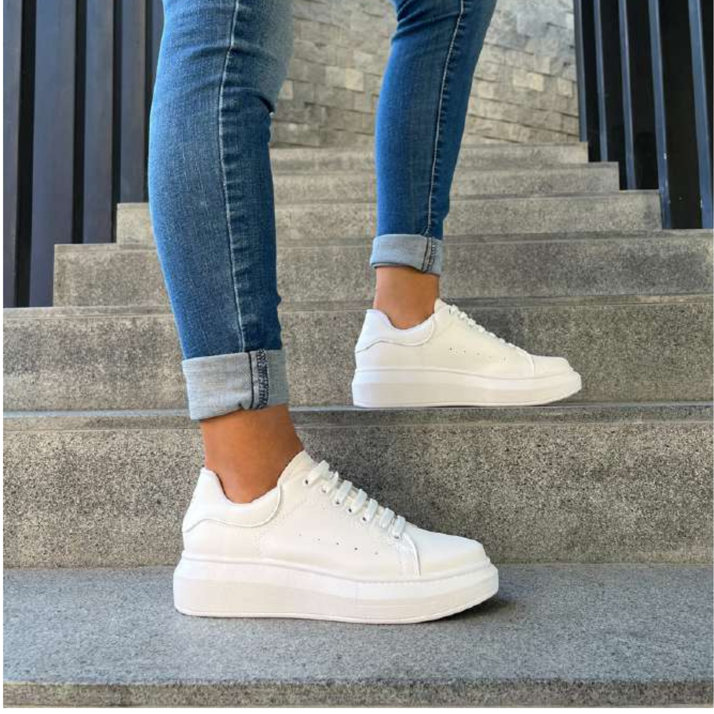 Tenis Casual Básico con Plataforma de 3.5 cm 👟 Modelo D540